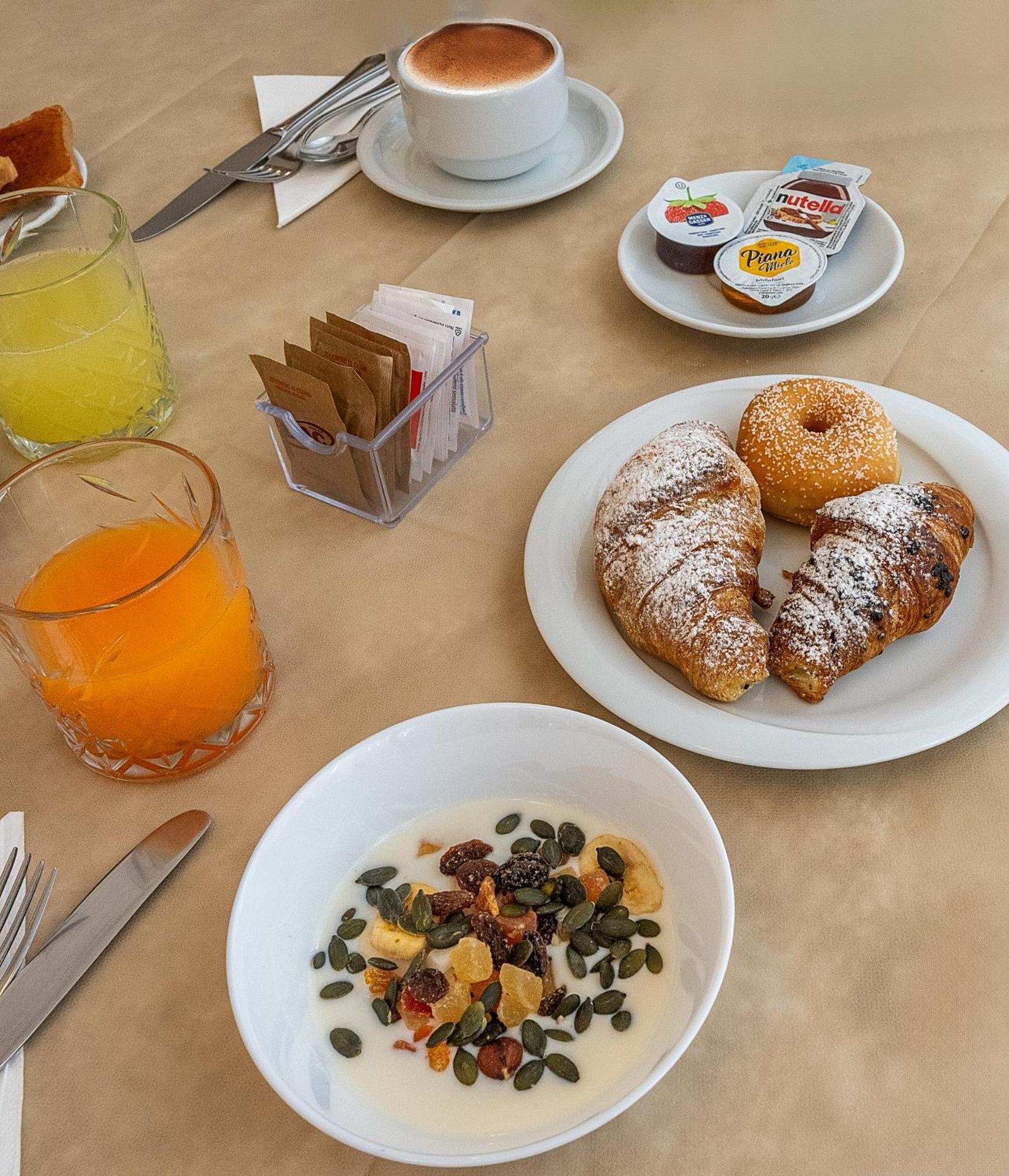 Hotel Eura Marina di Massa Ngoại thất bức ảnh