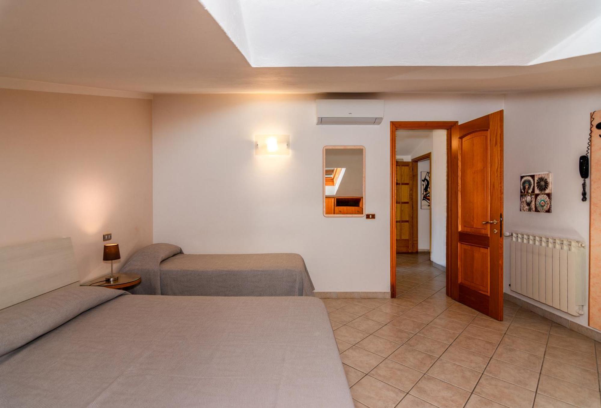 Hotel Eura Marina di Massa Ngoại thất bức ảnh