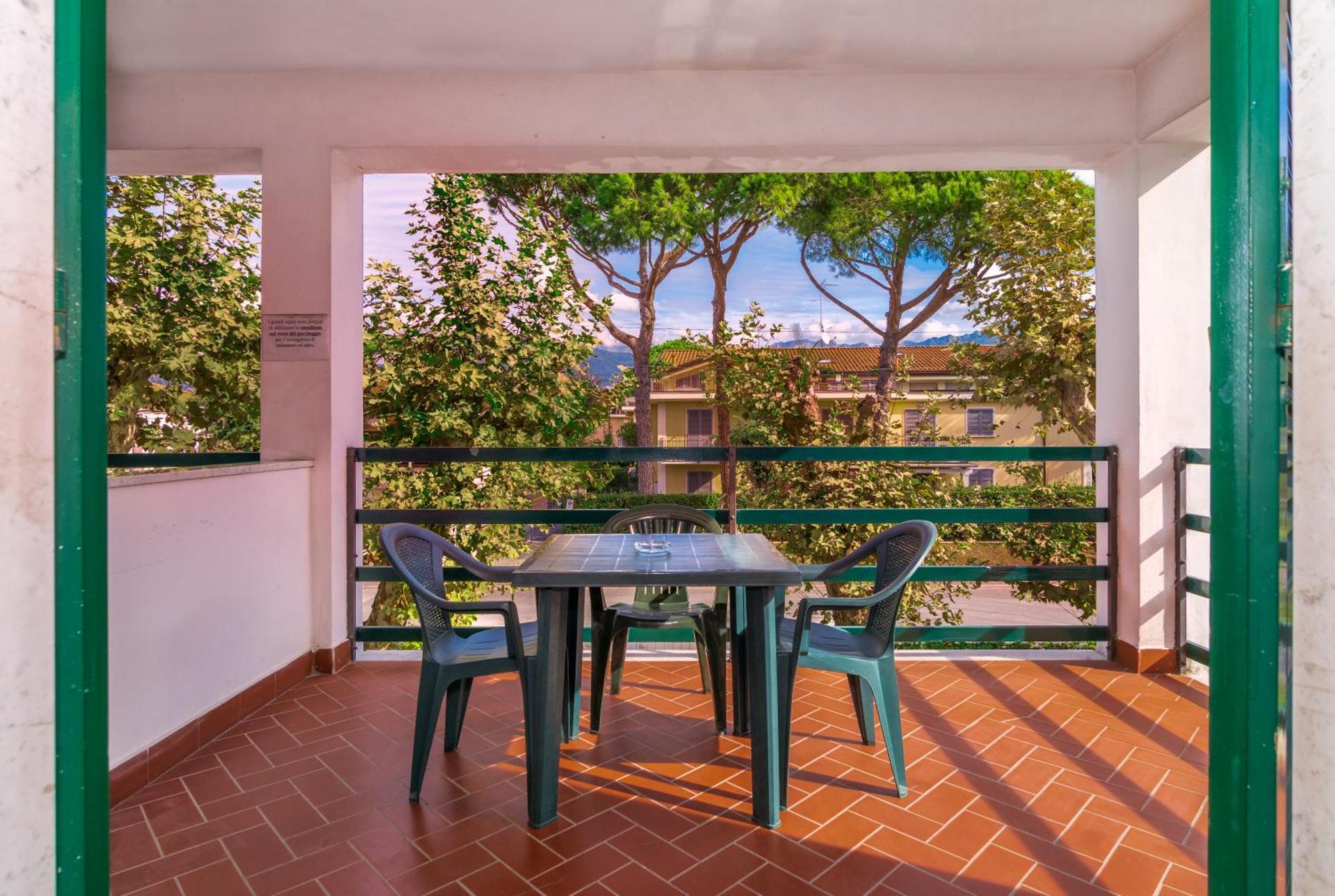 Hotel Eura Marina di Massa Ngoại thất bức ảnh