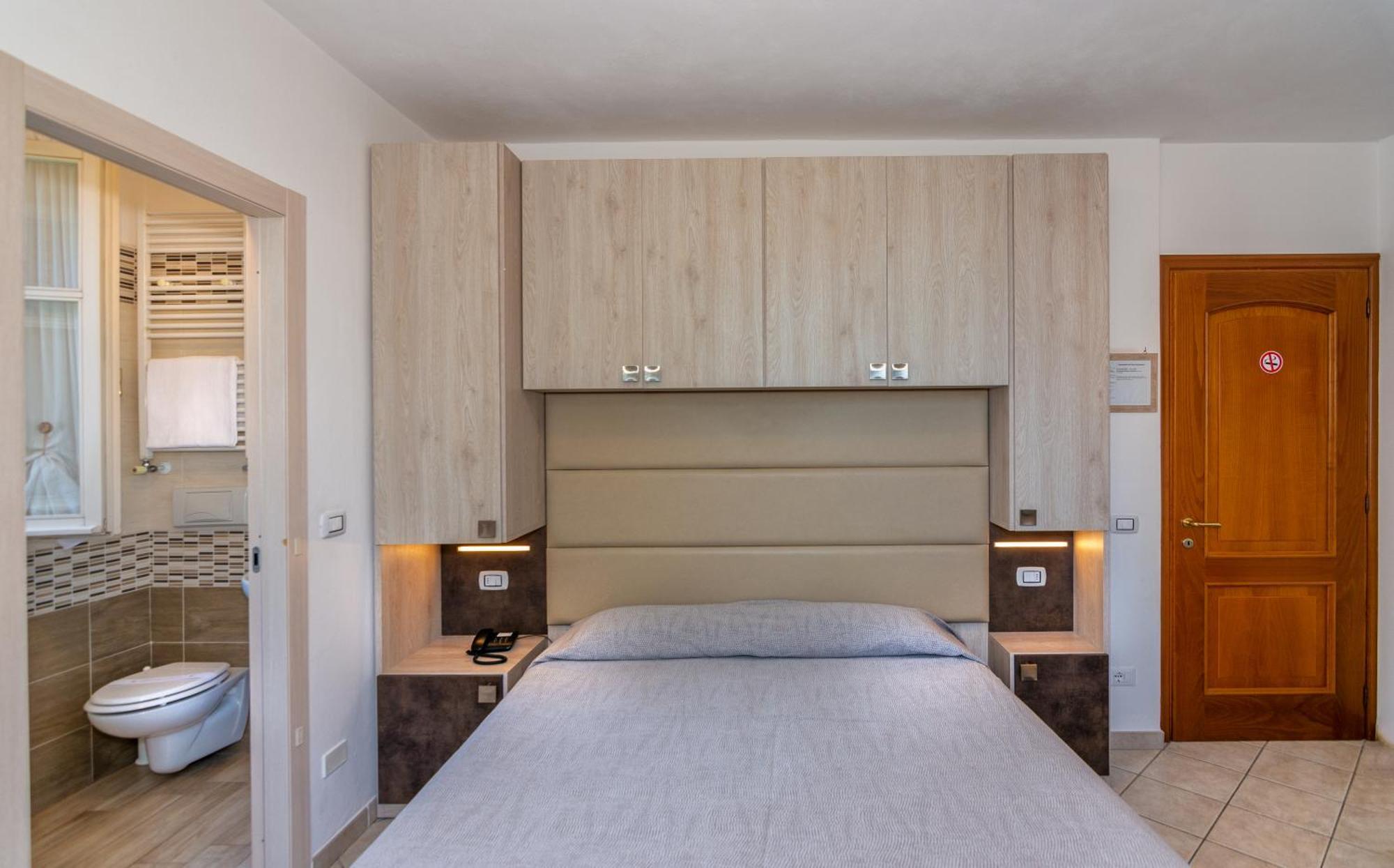 Hotel Eura Marina di Massa Ngoại thất bức ảnh