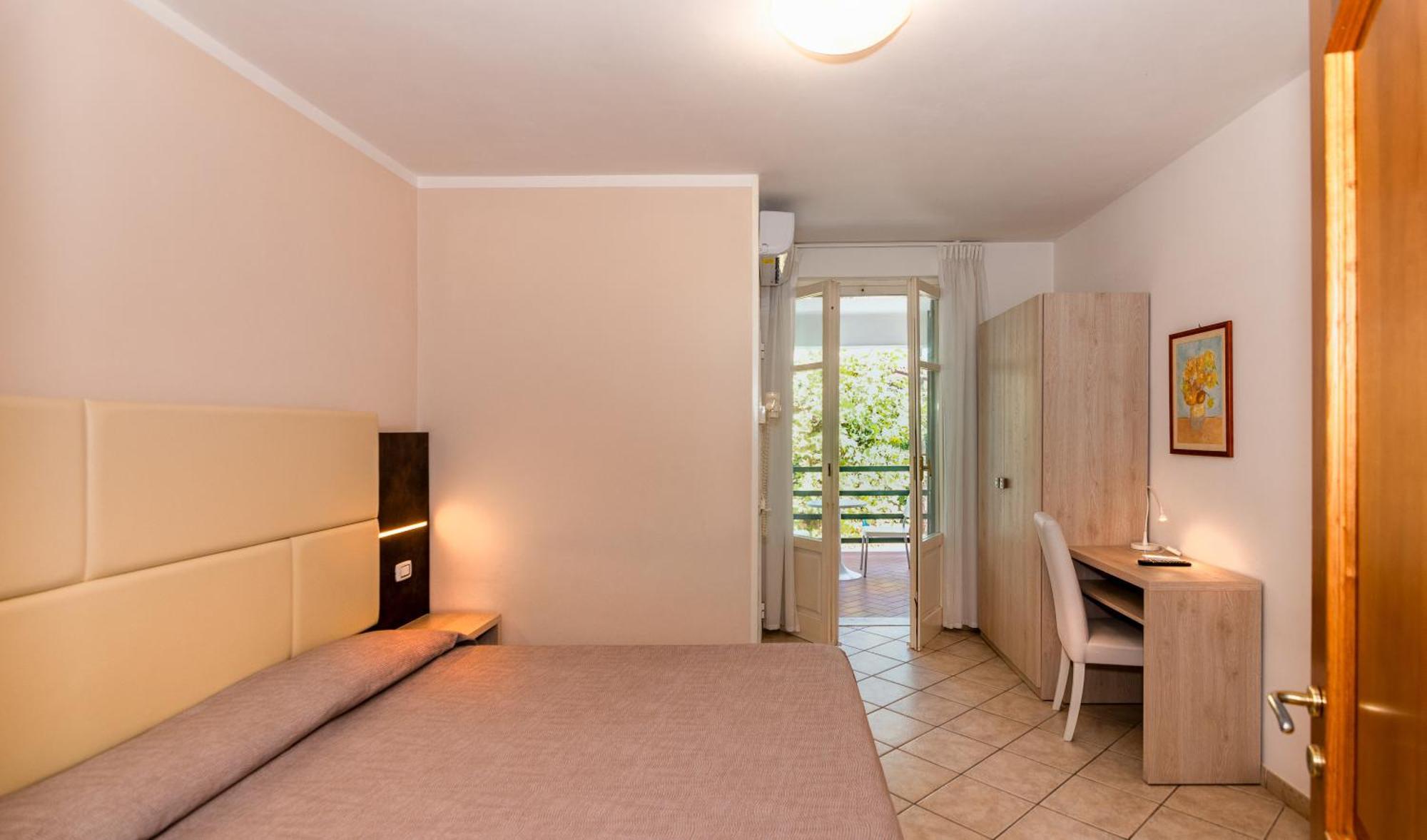 Hotel Eura Marina di Massa Ngoại thất bức ảnh